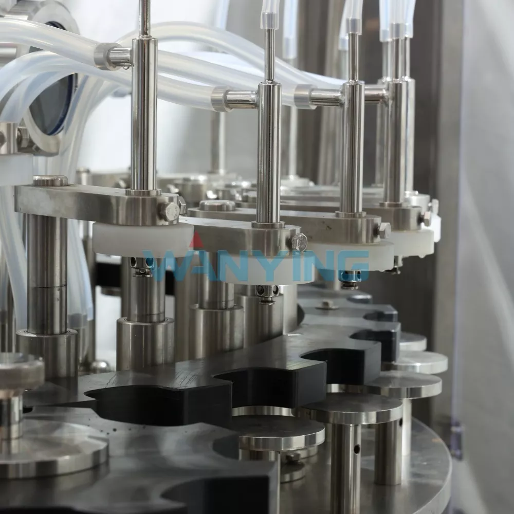 Oyster sauce filling machine